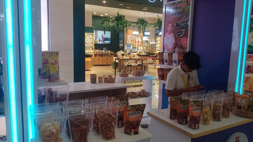 Produk Gula Sawit Aceh (GUSA) Berbasis Sawit Diminati Saat Pameran UMKM BPDPKS di Palembang.